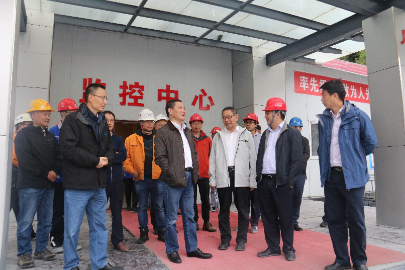 省交通投資集團(tuán)黨委副書記、副董事長、總經(jīng)理 周黎明赴九綿高速LJ9項目檢查指導(dǎo)工作
